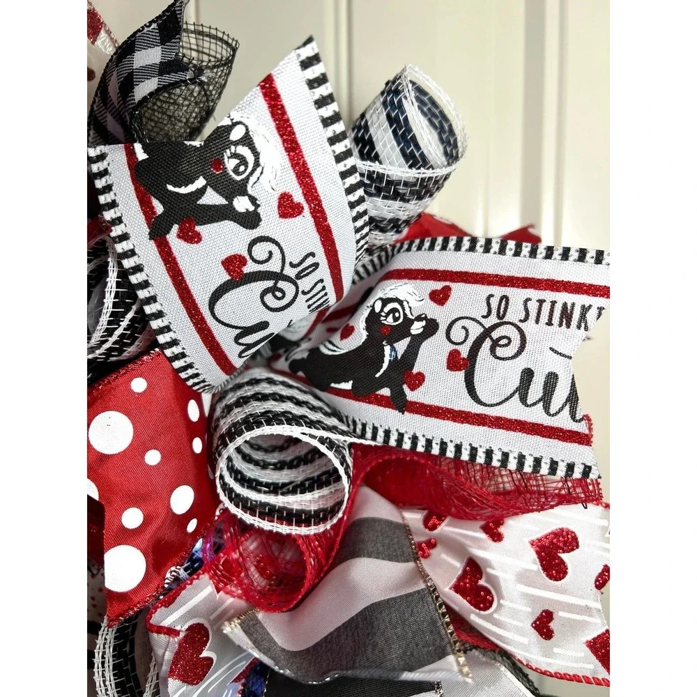 Handmade Anti Valentine’s Love Stinks Skunk Ribbon Prelit Wreath 22 ins LED